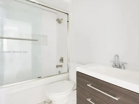 20301 W Country Club Drive Aventura FL 33180