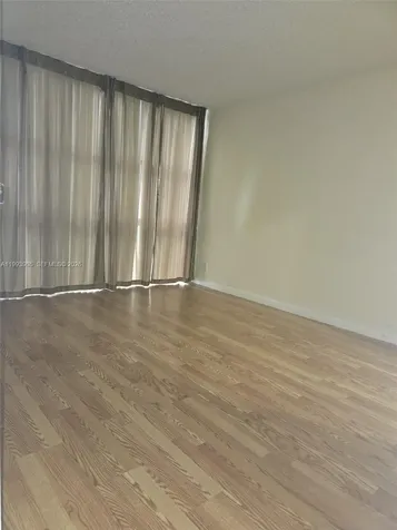 17021 N Bay Road Sunny Isles Beach FL 33160