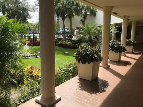 17021 N Bay Road Sunny Isles Beach FL 33160