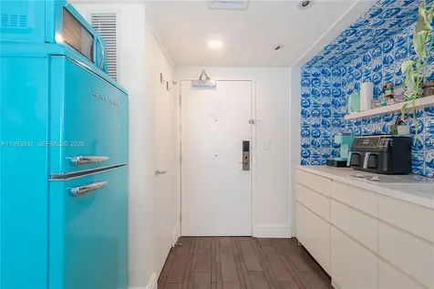 1100 West Avenue Miami Beach FL 33139
