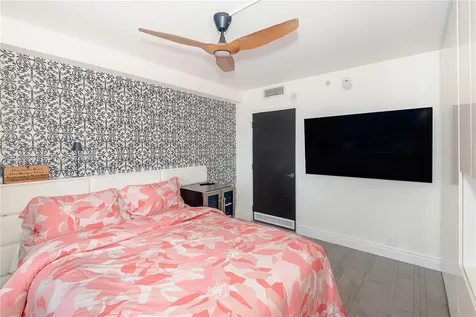 1100 West Avenue Miami Beach FL 33139