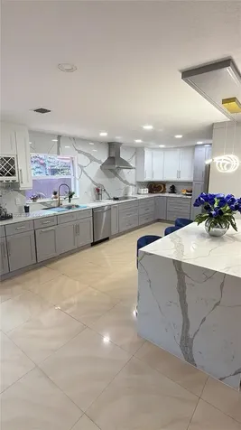 10550 SW 51st Street Cooper City FL 33328