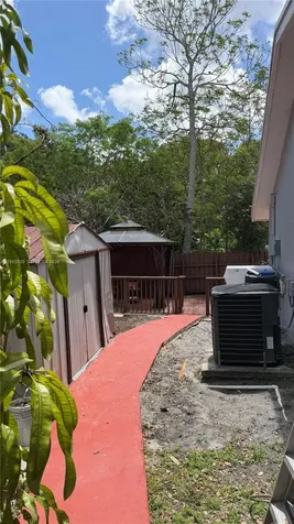 10550 SW 51st Street Cooper City FL 33328