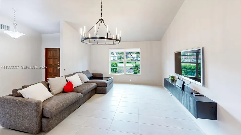 251 NW 92nd Avenue Coral Springs FL 33071