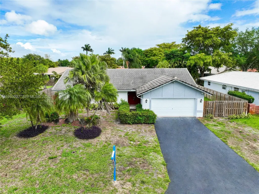 251 NW 92nd Avenue Coral Springs FL 33071