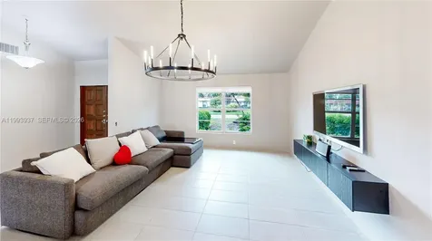 251 NW 92nd Avenue Coral Springs FL 33071