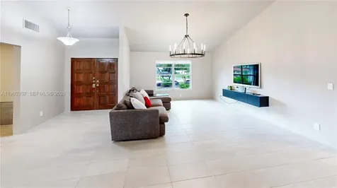 251 NW 92nd Avenue Coral Springs FL 33071