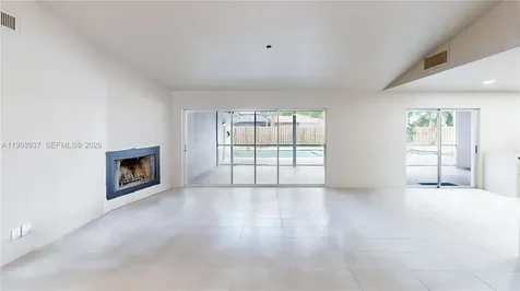251 NW 92nd Avenue Coral Springs FL 33071