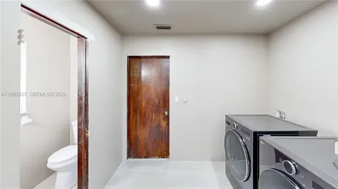 251 NW 92nd Avenue Coral Springs FL 33071