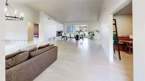 251 NW 92nd Avenue Coral Springs FL 33071