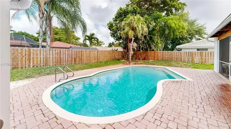 251 NW 92nd Avenue Coral Springs FL 33071