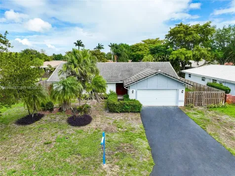 251 NW 92nd Avenue Coral Springs FL 33071