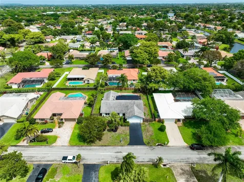 251 NW 92nd Avenue Coral Springs FL 33071