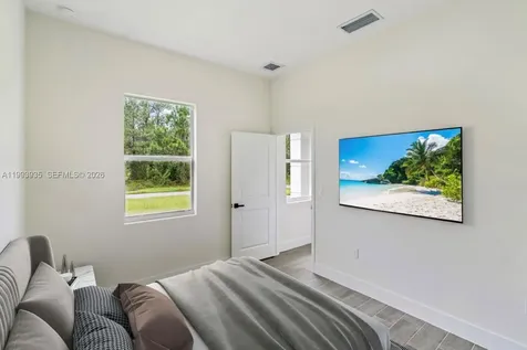 710 Peacock Avenue Lehigh Acres FL 33974