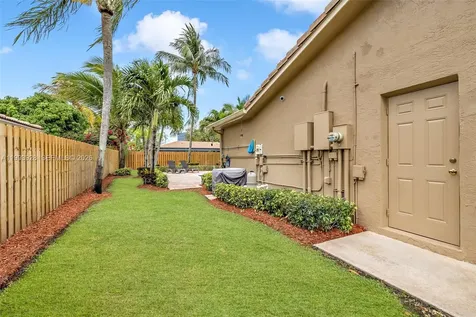 9715 SW 1st Court Coral Springs FL 33071