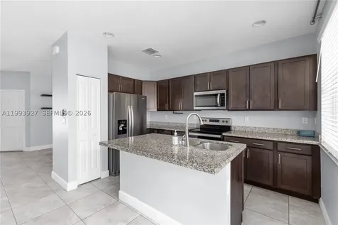 4813 NW 48th Terrace Tamarac FL 33319