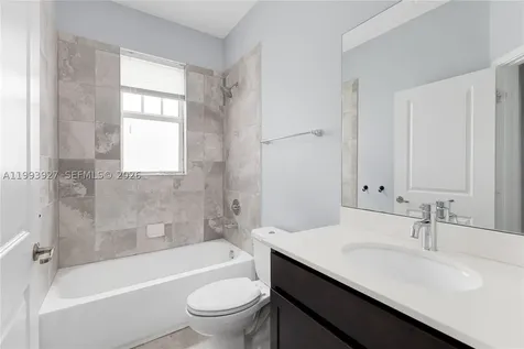 4813 NW 48th Terrace Tamarac FL 33319