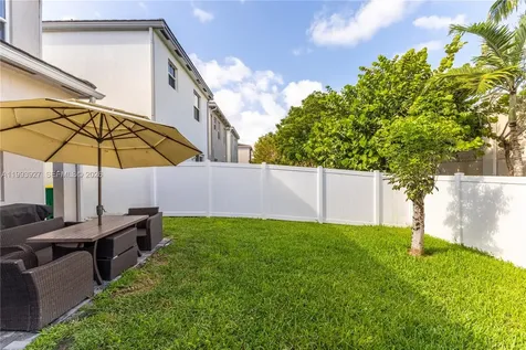 4813 NW 48th Terrace Tamarac FL 33319