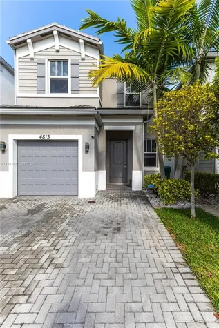 4813 NW 48th Terrace Tamarac FL 33319