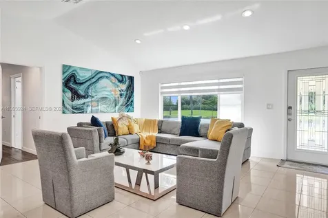 4836 NW 94th Avenue Sunrise FL 33351