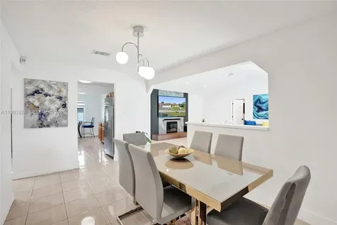 4836 NW 94th Avenue Sunrise FL 33351