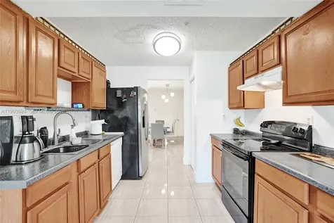 4836 NW 94th Avenue Sunrise FL 33351