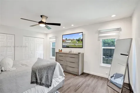 4836 NW 94th Avenue Sunrise FL 33351