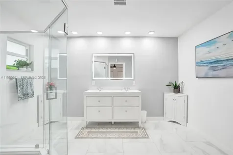 4836 NW 94th Avenue Sunrise FL 33351