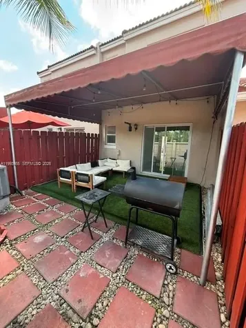 12617 NW 11 Lane Miami FL 33182