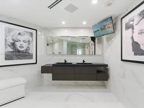 19955 NE 38th Court Aventura FL 33180