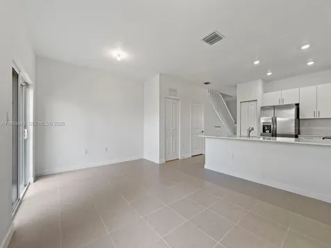 1541 SE 27th Road Homestead FL 33035