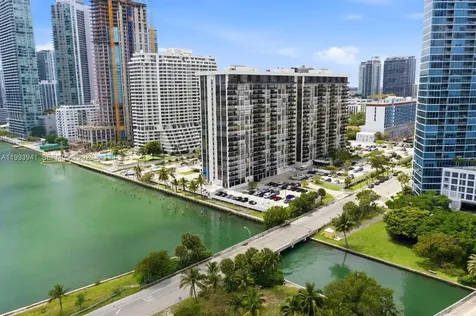600 NE 36th Street Miami FL 33137