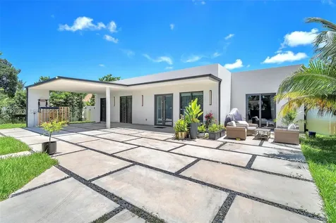 46 NE 162nd Street Miami FL 33162