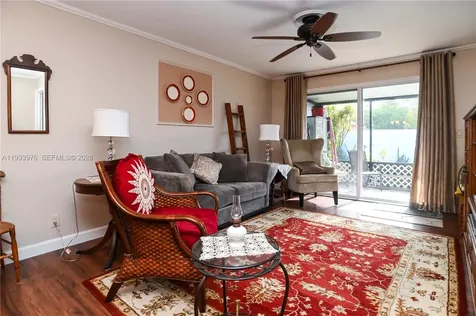 5201 SW 31st Avenue Dania Beach FL 33312
