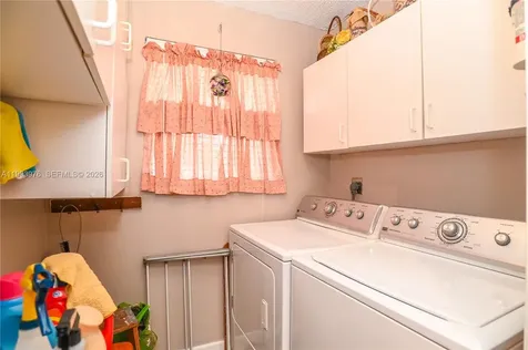 5201 SW 31st Avenue Dania Beach FL 33312