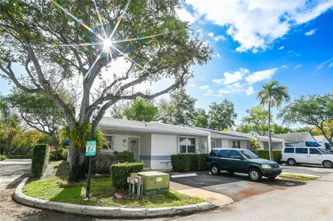 5201 SW 31st Avenue Dania Beach FL 33312