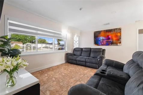 16110 NW 28th Place Miami Gardens FL 33054
