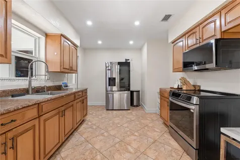 16110 NW 28th Place Miami Gardens FL 33054