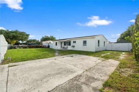16110 NW 28th Place Miami Gardens FL 33054