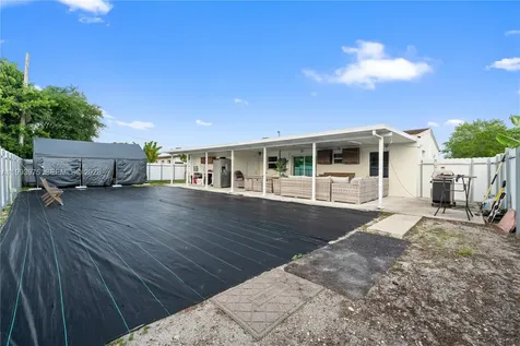 16110 NW 28th Place Miami Gardens FL 33054
