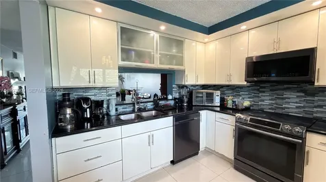 12500 SW 5th Court Pembroke Pines FL 33027