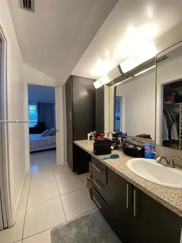 851 NE 14th Avenue Hallandale Beach FL 33009