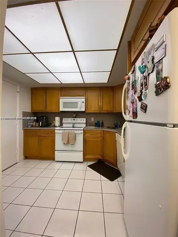 851 NE 14th Avenue Hallandale Beach FL 33009