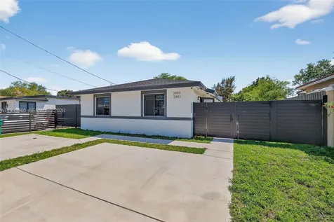 2492 SW 44th Street Miami FL 33142