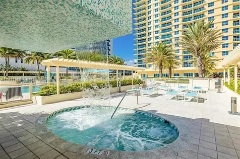 2501 S Ocean Drive Hollywood FL 33019