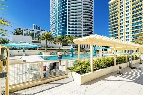 2501 S Ocean Drive Hollywood FL 33019