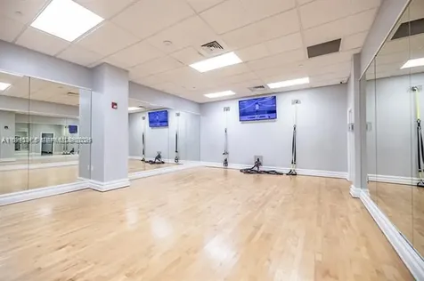 2501 S Ocean Drive Hollywood FL 33019