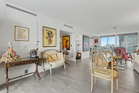 1541 Brickell Avenue Miami FL 33129
