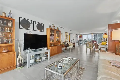 1541 Brickell Avenue Miami FL 33129