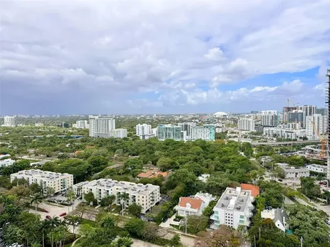 1541 Brickell Avenue Miami FL 33129